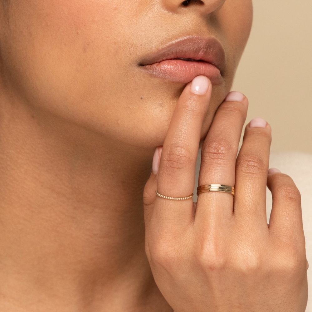 Mejuri Beaded Ring Size 9 - 14K Yellow Gold